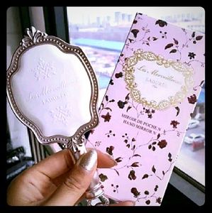 Les Merveilleuses LADUREE NWT *HAND MIRROR
